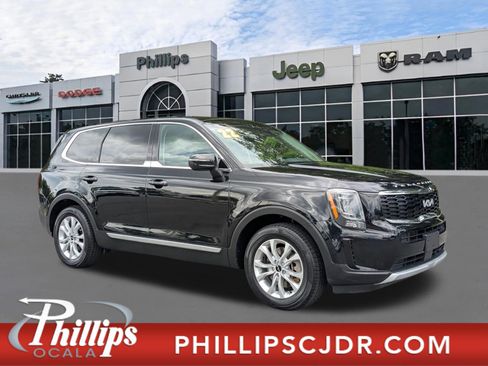 Used 2022 Kia Telluride LX AWD/4WD image 1