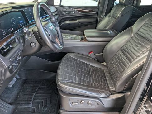 Used 2022 Cadillac Escalade ESV Sport Platinum AWD/4WD image 8