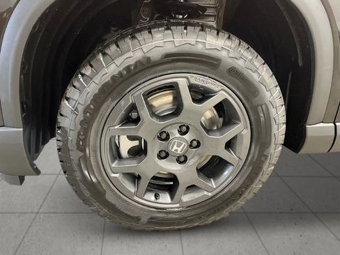 New 2025 Honda Pilot TrailSport image 14