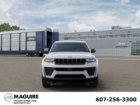 New 2026 Jeep Grand Cherokee Altitude AWD/4WD image 6