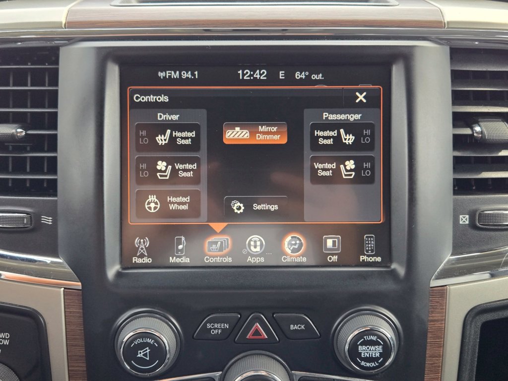 Used 2015 RAM 2500 Laramie w/ Protection Group AWD/4WD image 23