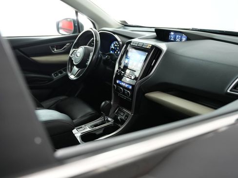 Used 2022 Subaru Ascent Limited image 59