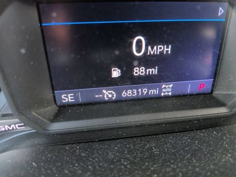 Used 2020 GMC Sierra 1500 Elevation w/ Elevation Value Package AWD/4WD image 9