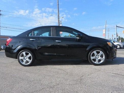 Used 2016 Chevrolet Sonic LTZ image 7