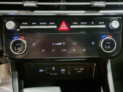 Used 2026 Hyundai Santa Cruz XRT AWD/4WD image 16
