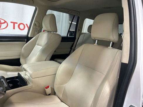 Used 2023 Lexus GX 460 Premium w/ Premium Plus Package image 31