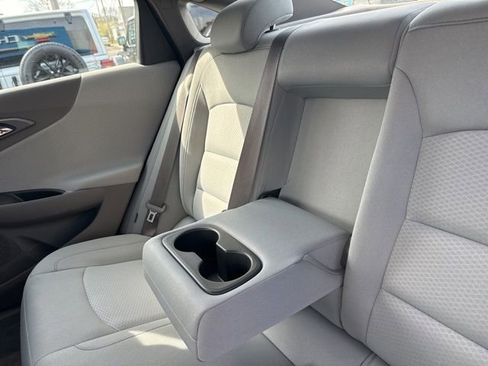 Used 2019 Chevrolet Malibu LT w/ Driver Confidence Package FWD image 16