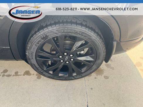 Used 2021 Chevrolet Blazer RS w/ Enhanced Convenience Package FWD image 8