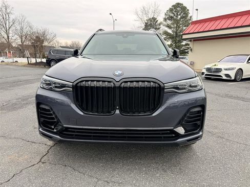 Used 2020 BMW X7 xDrive40i w/ Parking Assistance Package image 2