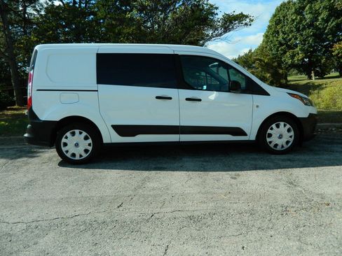 Used 2021 Ford Transit Connect XL image 5