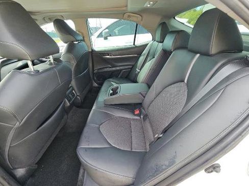 Used 2023 Toyota Camry XSE image 9