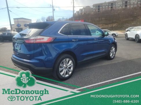 Used 2023 Ford Edge Titanium image 6