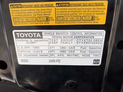 Used 2012 Toyota RAV4 4WD w/ Upgrade Value Pkg image 35