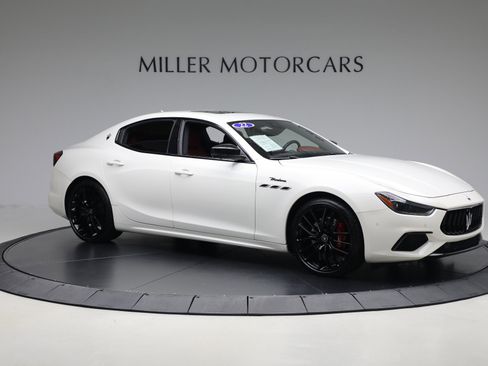 Certified 2022 Maserati Ghibli Modena Q4 image 10