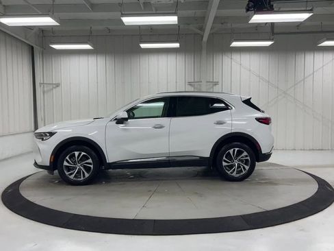 Used 2023 Buick Envision Essence FWD image 5