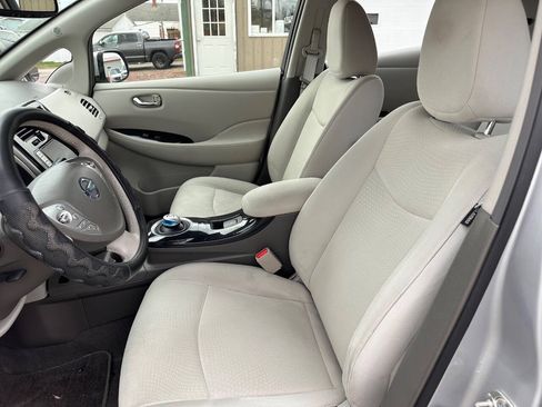 Used 2012 Nissan Leaf SL FWD image 3