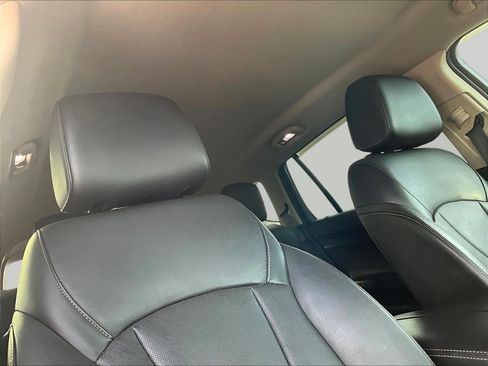 Used 2017 Buick Envision Essence AWD/4WD image 26