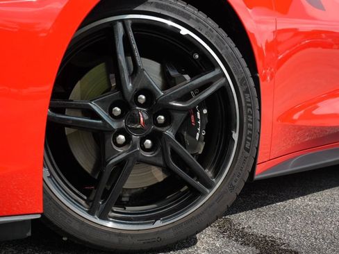 Used 2023 Chevrolet Corvette Stingray Preferred Cpe w/ Z51 Performance Package RWD image 5