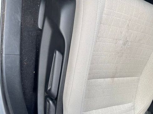 Used 2023 Honda HR-V LX image 11