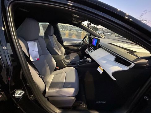 Used 2026 Toyota Corolla Hybrid Sedan image 29