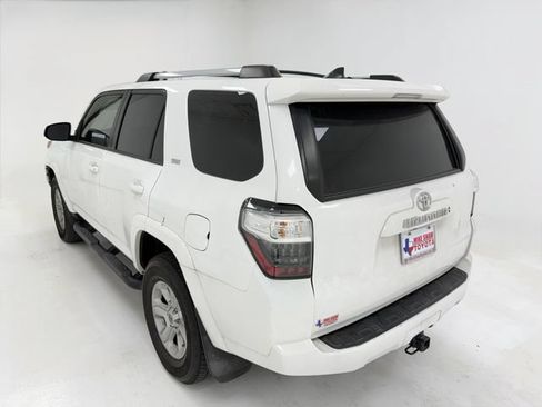 Used 2023 Toyota 4Runner SR5 AWD/4WD image 18