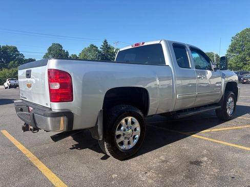 Used 2012 Chevrolet Silverado 2500 LT w/ Z71 Appearance Package AWD/4WD image 6