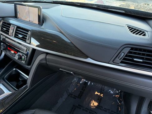 Used 2015 BMW M4 Coupe w/ Executive Package image 41