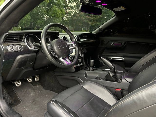 Used 2018 Ford Mustang GT Premium RWD image 17