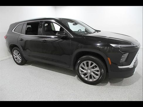 Used 2026 Buick Enclave Preferred AWD/4WD image 1