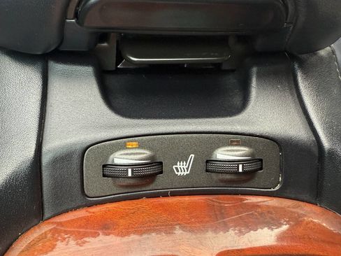 Used 2007 Lexus SC 430 Convertible RWD image 37