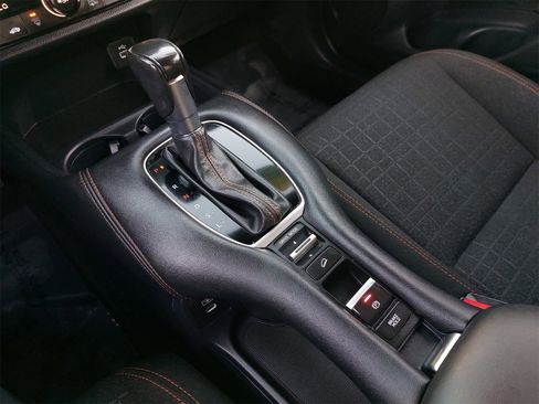 Certified 2024 Honda HR-V Sport image 25