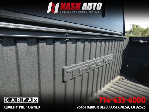 Used 2025 Toyota Tacoma Limited AWD/4WD image 18