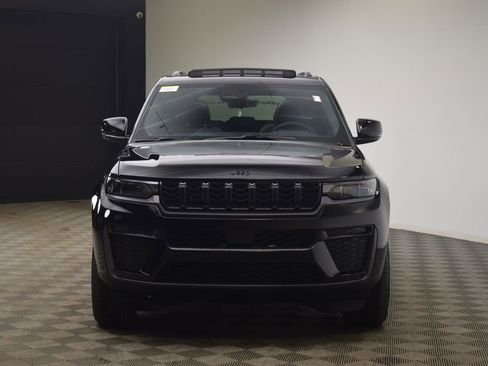 New 2026 Jeep Grand Cherokee 4WD image 2