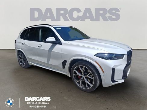 Used 2026 BMW X5 xDrive40i w/ M Sport Package AWD/4WD image 1