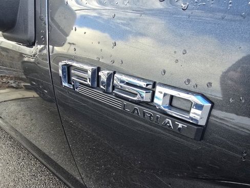 Used 2019 Ford F150 Lariat image 18