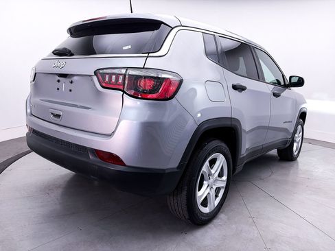 Used 2023 Jeep Compass Sport AWD/4WD image 15