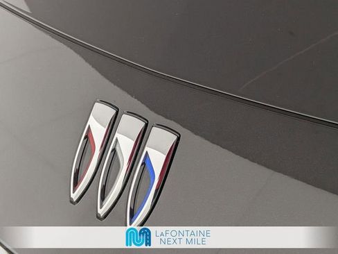 Used 2025 Buick Envista Preferred FWD image 9