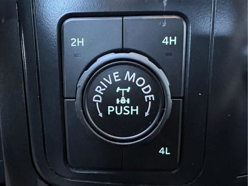 Used 2022 Ford F150 XLT w/ Equipment Group 302A High image 19