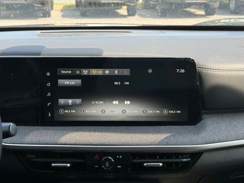 New 2025 Nissan Kicks SV w/ Illumination Package image 22