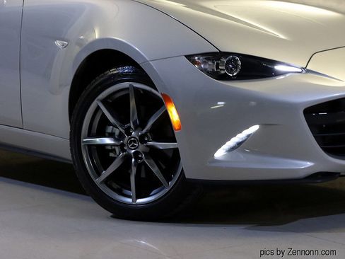 Used 2023 MAZDA MX-5 Miata Grand Touring w/ Weather Package image 3