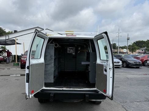 Used 2011 Ford E-250 and Econoline 250 w/ PWR Group RWD image 14
