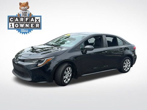 Used 2021 Toyota Corolla LE FWD image 3