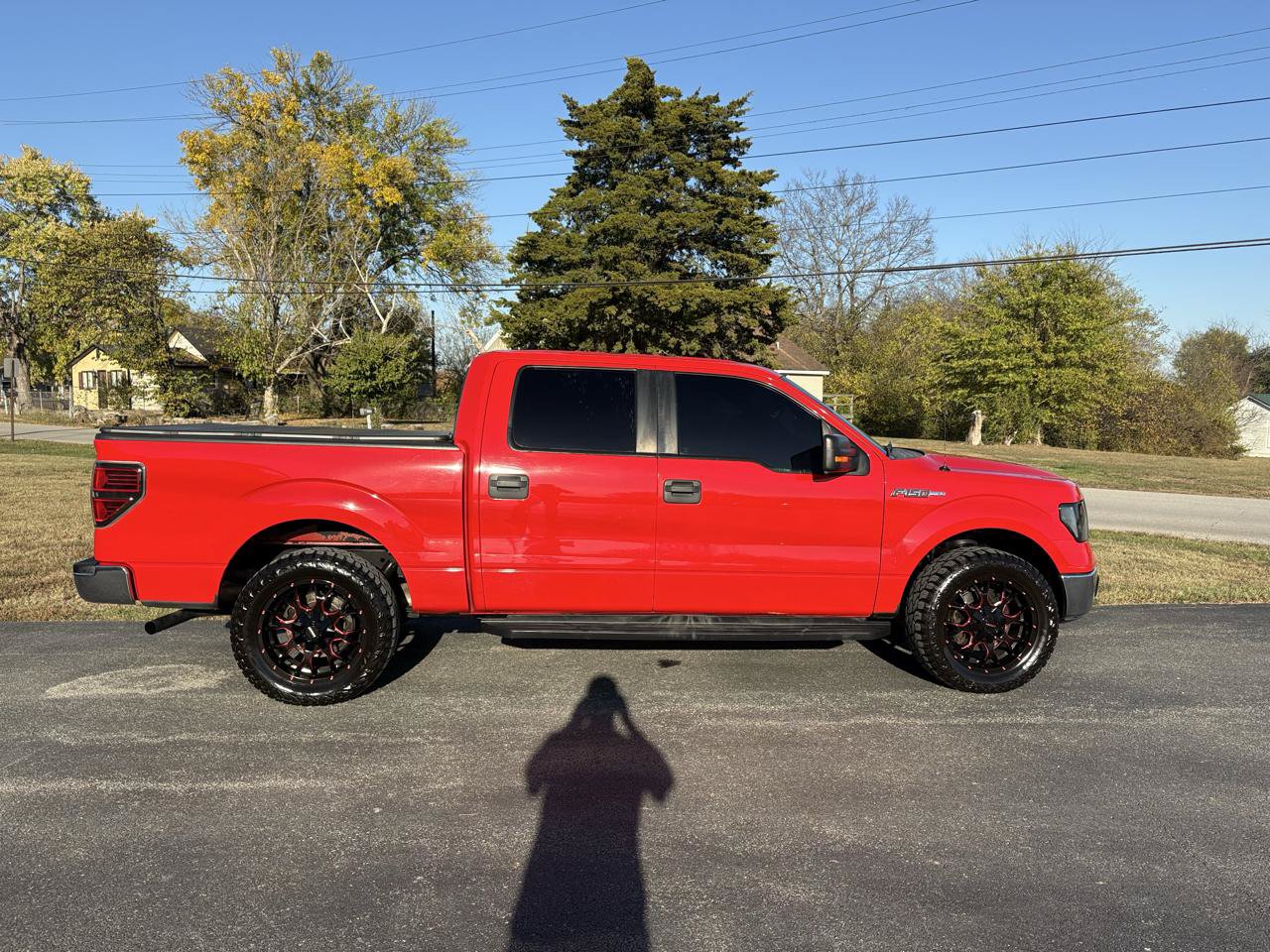 Used 2014 Ford F150 XLT w/ XLT Convenience Package RWD image 4