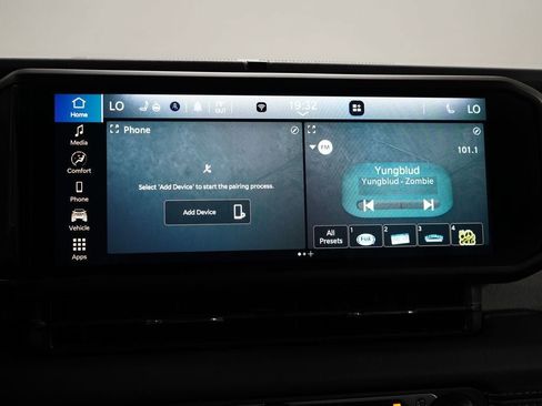 Used 2025 Jeep Wrangler Unlimited Sahara AWD/4WD image 14