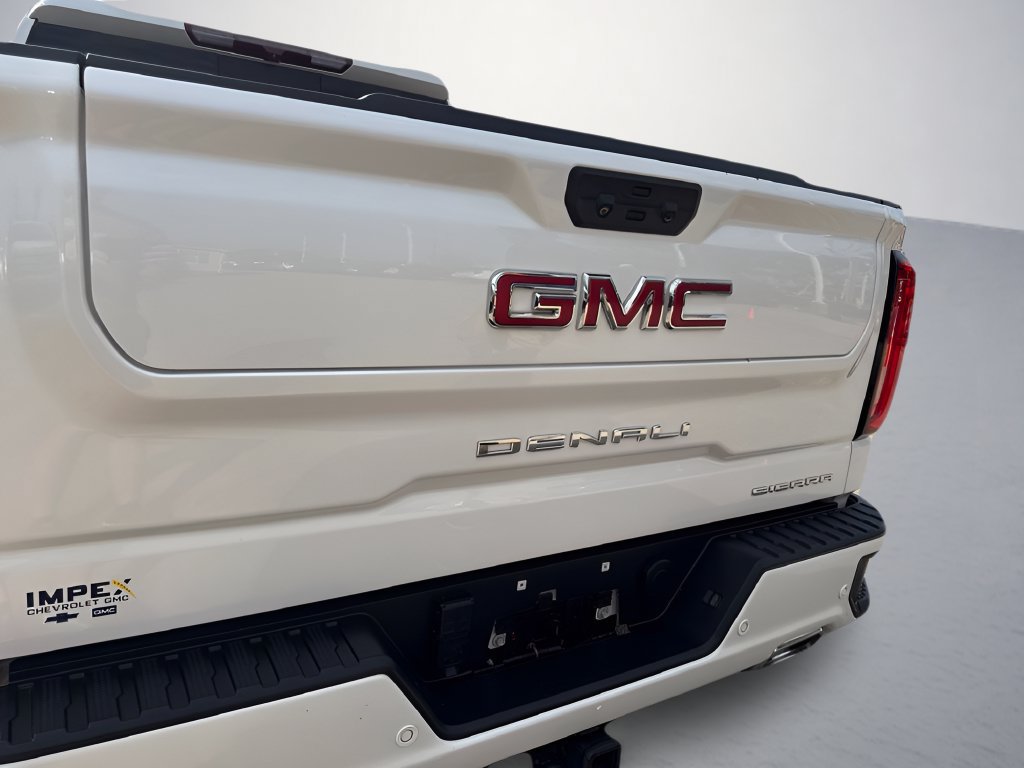 Used 2022 GMC Sierra 1500 Denali AWD/4WD image 34
