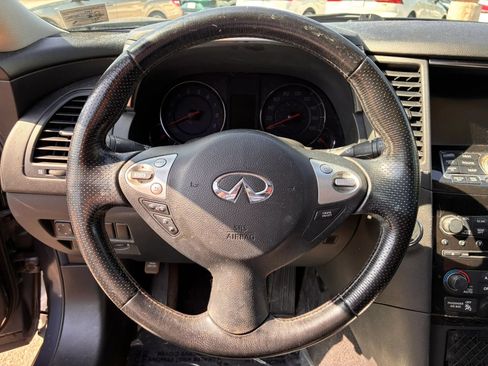 Used 2011 INFINITI FX35 AWD w/ Premium Pkg image 23