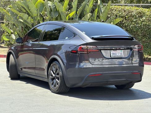 Used 2024 Tesla Model X AWD/4WD image 5