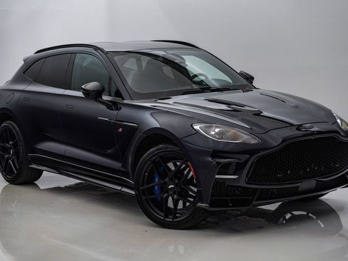 Used 2026 Aston Martin DBX 707 AWD/4WD image 3