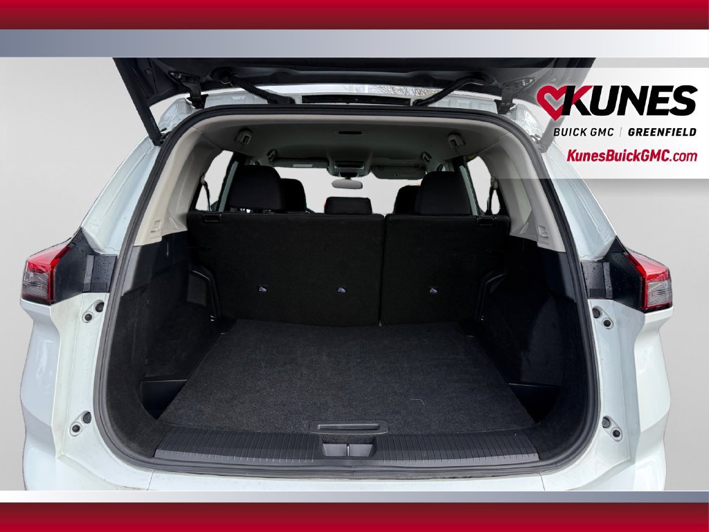 Used 2026 Nissan Rogue SV AWD/4WD image 39