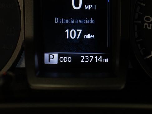 Used 2023 Toyota Tacoma TRD Sport image 29